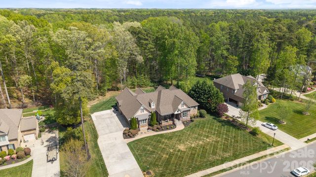 13249 Belle Grove Manor Lane, Matthews, NC 28105