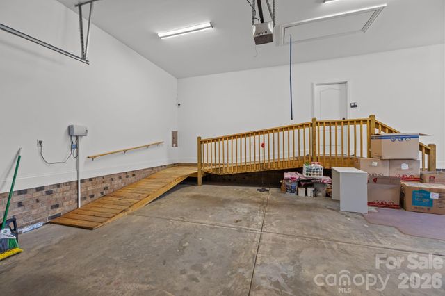 13249 Belle Grove Manor Lane, Matthews, NC 28105