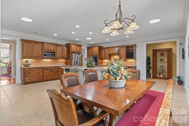 13249 Belle Grove Manor Lane, Matthews, NC 28105