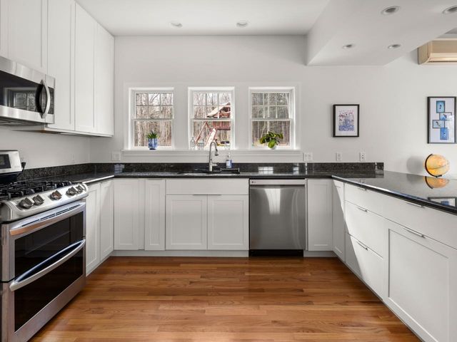 235 Winter Haven Road, Shelburne, VT 05482