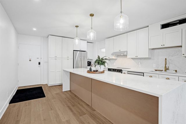 4250 Galt Ocean Dr 10C, Fort Lauderdale, FL 33308