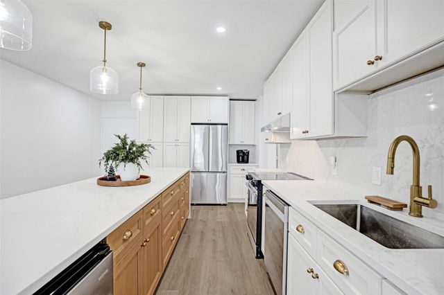 4250 Galt Ocean Dr 10C, Fort Lauderdale, FL 33308