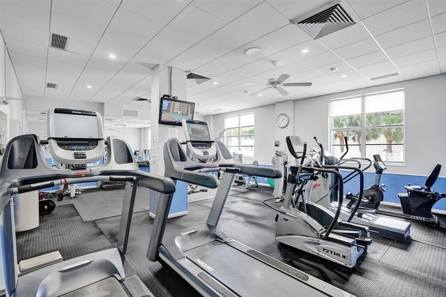 4250 Galt Ocean Dr 10C, Fort Lauderdale, FL 33308