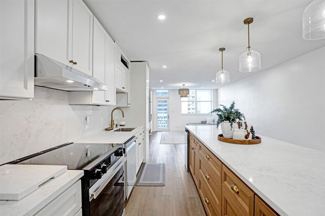 4250 Galt Ocean Dr 10C, Fort Lauderdale, FL 33308