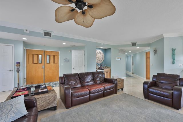 14 SOMERSET STREET 3C, Clearwater, FL 33767