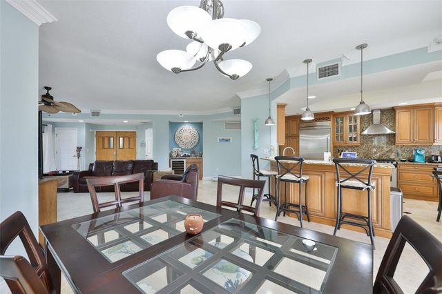 14 SOMERSET STREET 3C, Clearwater, FL 33767