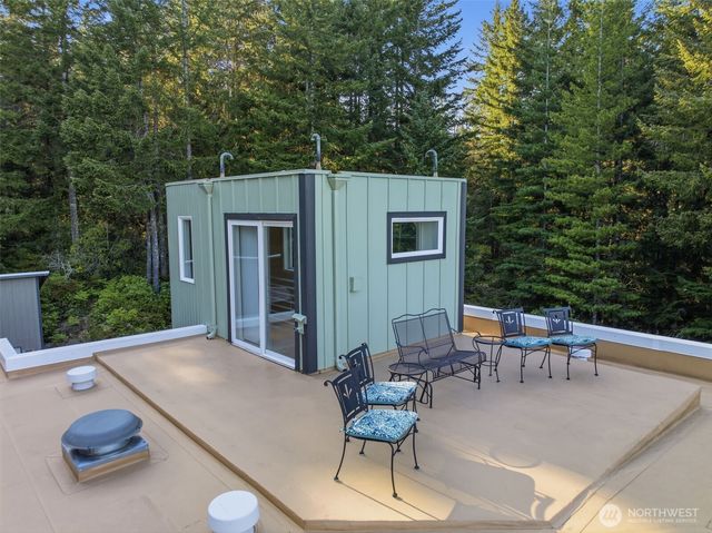 2155 Lost Creek Lane NW, Bremerton, WA 98312