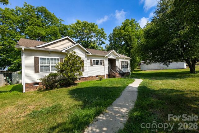 3951 Springs Road, Conover, NC 28613
