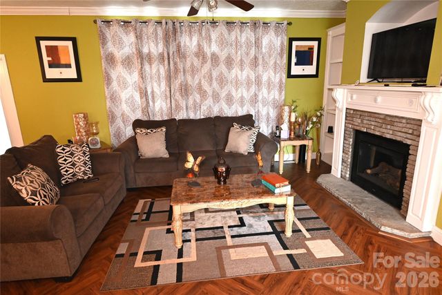 3951 Springs Road, Conover, NC 28613