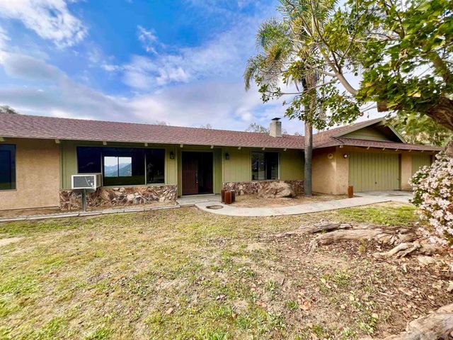 10361 Old Castle Rd, Valley Center, CA 92082
