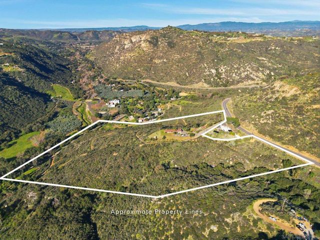 10361 Old Castle Rd, Valley Center, CA 92082