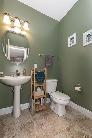 977 Bentley Park Circle, O'fallon, MO 63368