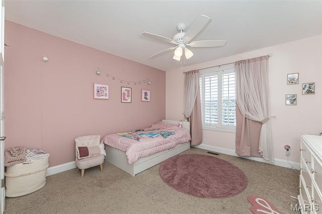 977 Bentley Park Circle, O'fallon, MO 63368