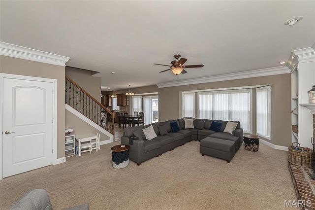 977 Bentley Park Circle, O'fallon, MO 63368