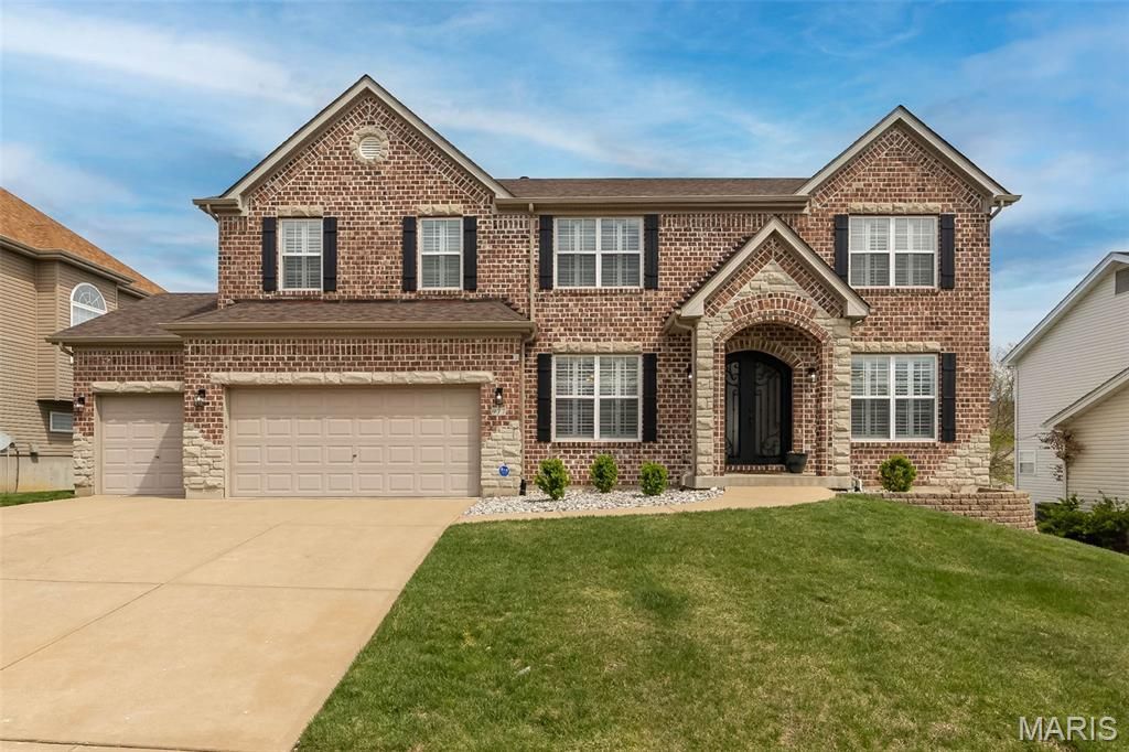 977 Bentley Park Circle, O'fallon, MO 63368
