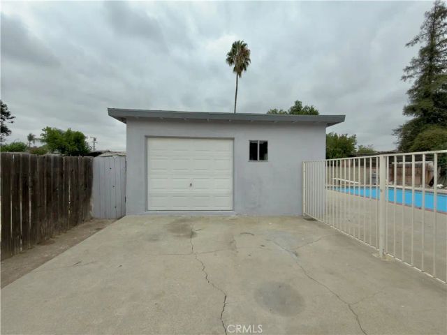 332 E Rosewood, Rialto, CA 92376