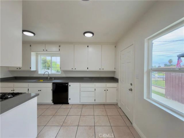 332 E Rosewood, Rialto, CA 92376