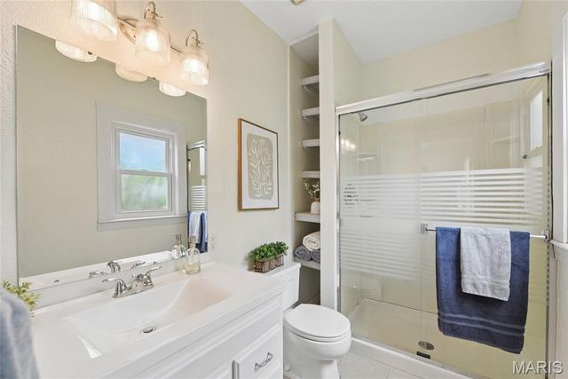 220 Chestnut Avenue, Webster Groves, MO 63119