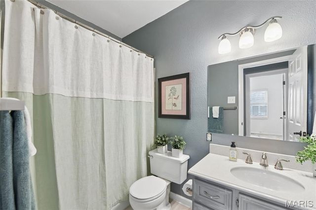 220 Chestnut Avenue, Webster Groves, MO 63119