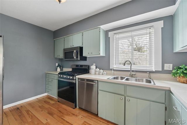 220 Chestnut Avenue, Webster Groves, MO 63119