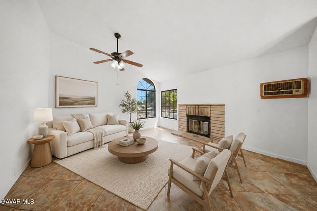 2240 Moonlight Court, Palmdale, CA 93550
