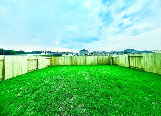 10809 Red Orchid Dr, Houston, TX 77016