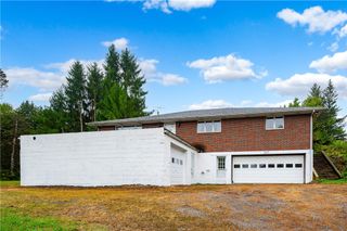 247 Welsh Rd, Penn Twp, PA 16059