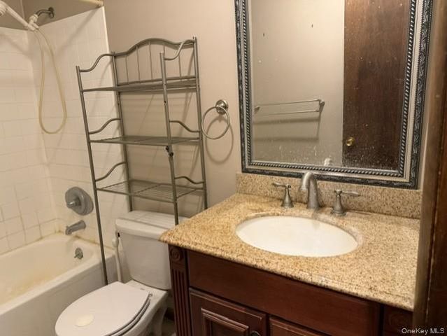 6 Yew Court H, Fishkill, NY 12524