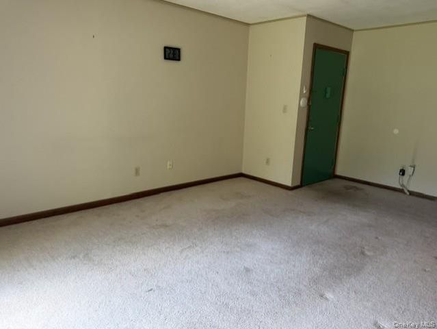 6 Yew Court H, Fishkill, NY 12524