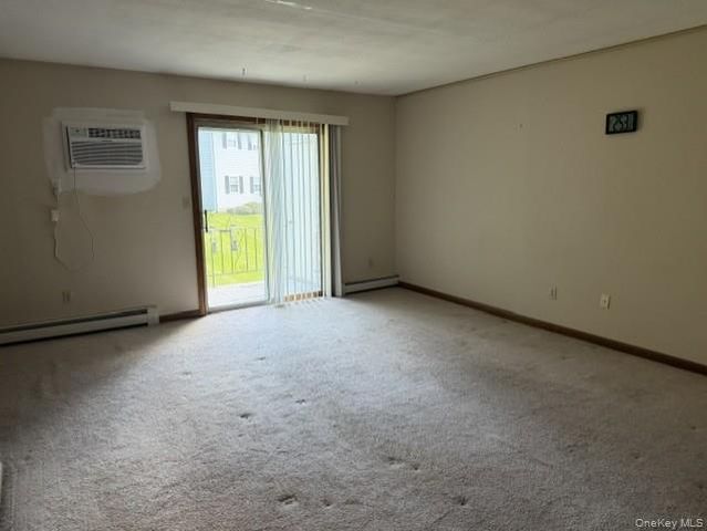 6 Yew Court H, Fishkill, NY 12524