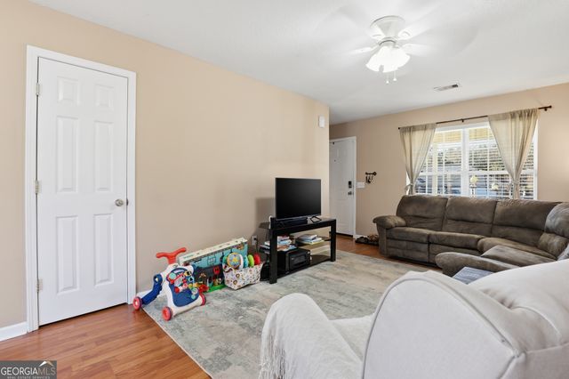 5001 Scotch Pine Avenue, Statesboro, GA 30458