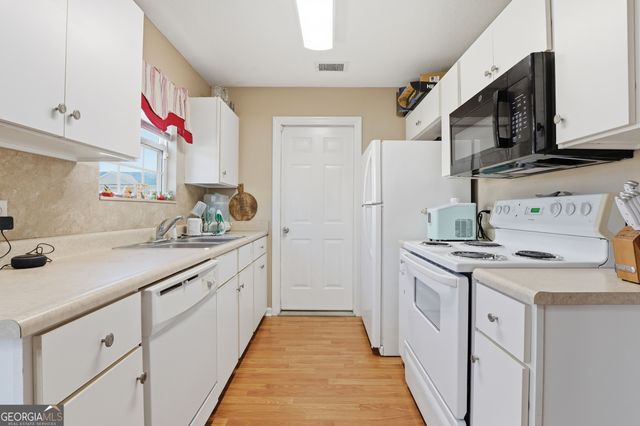 5001 Scotch Pine Avenue, Statesboro, GA 30458