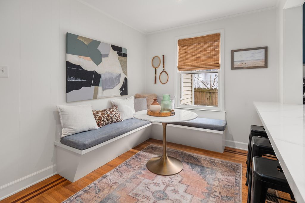 Image 12 of property listing at 106 Hickory Street, Charleston, SC 29407