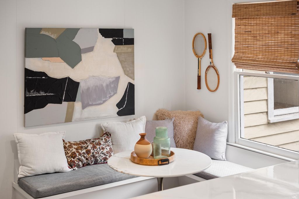 Image 14 of property listing at 106 Hickory Street, Charleston, SC 29407