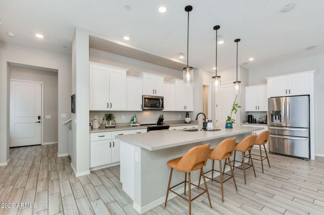 169 E BALSAM Drive, Chandler, AZ 85286