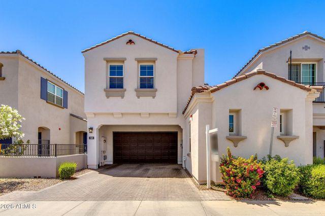 169 E BALSAM Drive, Chandler, AZ 85286