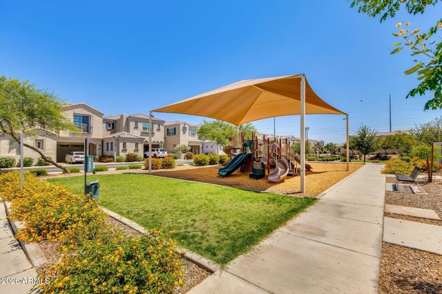 169 E BALSAM Drive, Chandler, AZ 85286