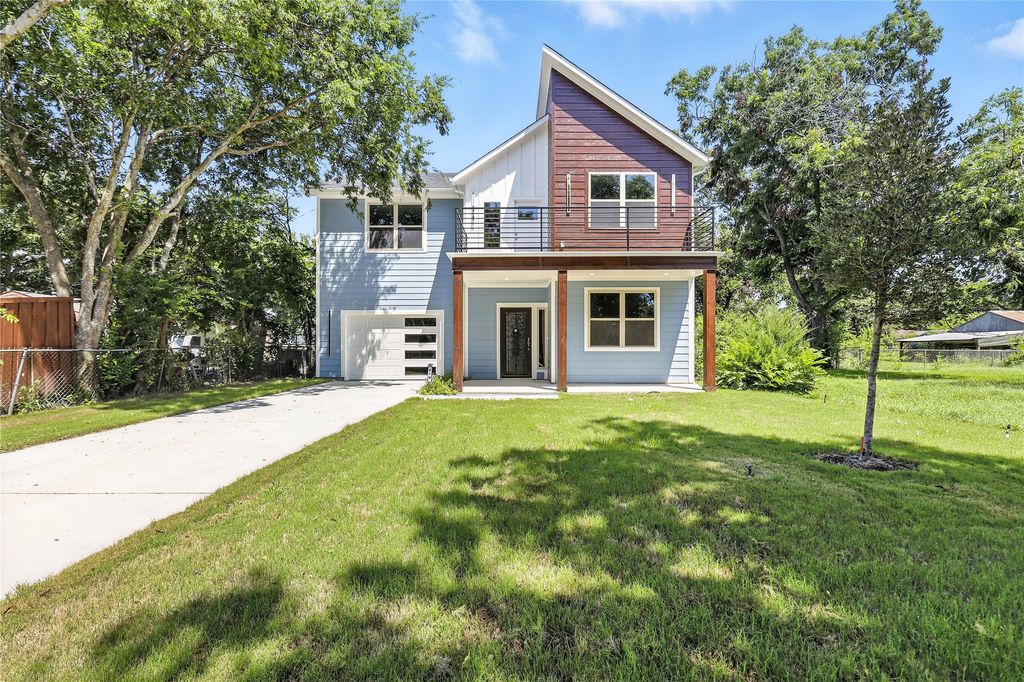 810 Euclid Street, Cleburne, TX 76033