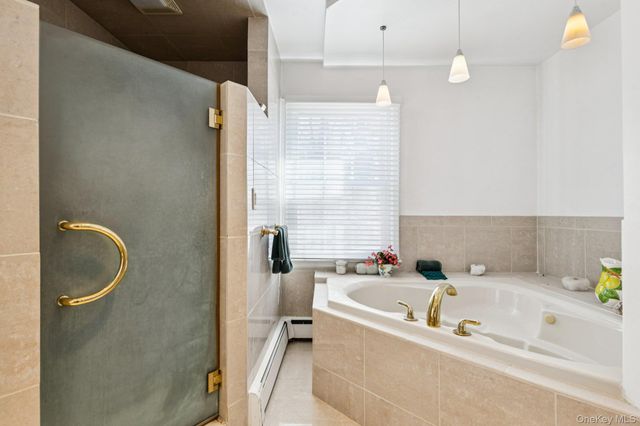 2 Three Pond Road, Smithtown, NY 11787