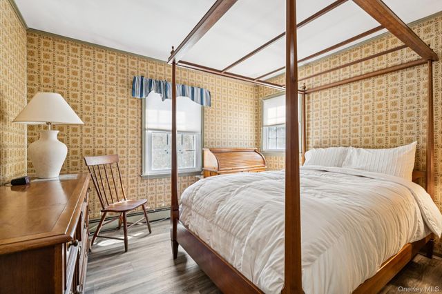 2 Three Pond Road, Smithtown, NY 11787