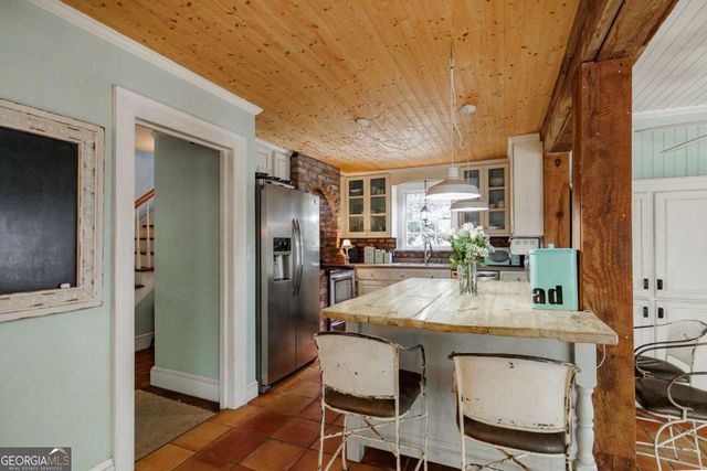 1697 Milledge Avenue, Athens, GA 30605