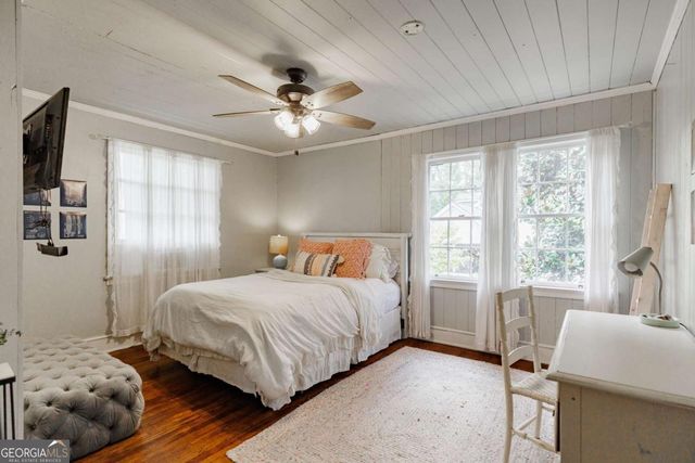 1697 Milledge Avenue, Athens, GA 30605