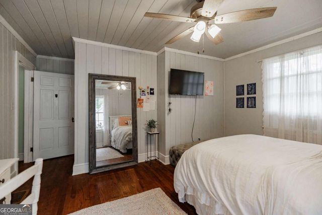 1697 Milledge Avenue, Athens, GA 30605