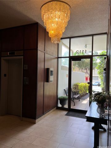 1112 Kinau Street 1009, Honolulu, HI 96814