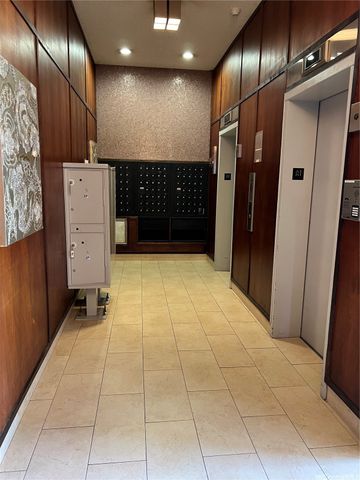 1112 Kinau Street 1009, Honolulu, HI 96814