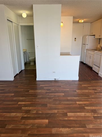 1112 Kinau Street 1009, Honolulu, HI 96814