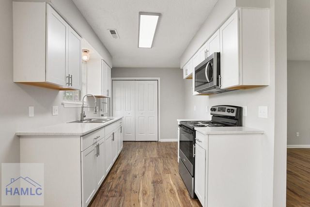 98 Carlyene Drive, Midway, GA 31320