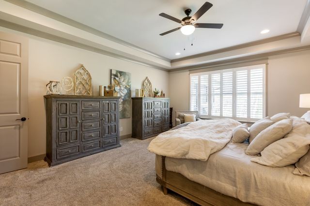 1070 Hideaway Rd, Columbia, TN 38401