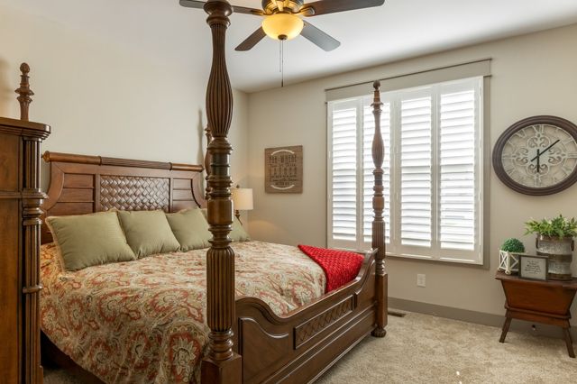 1070 Hideaway Rd, Columbia, TN 38401