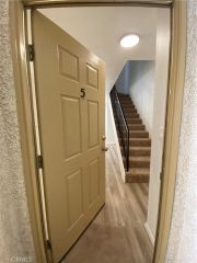 7651 Reseda Blv 5T, Reseda, CA 91335